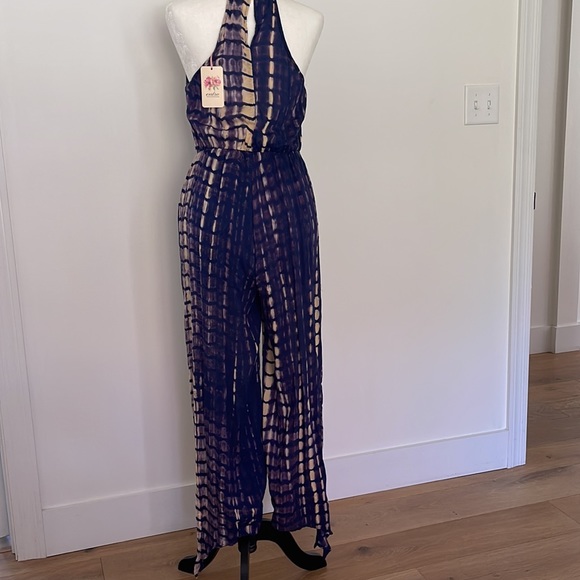 Jumpsuit - Picture 7 of 12